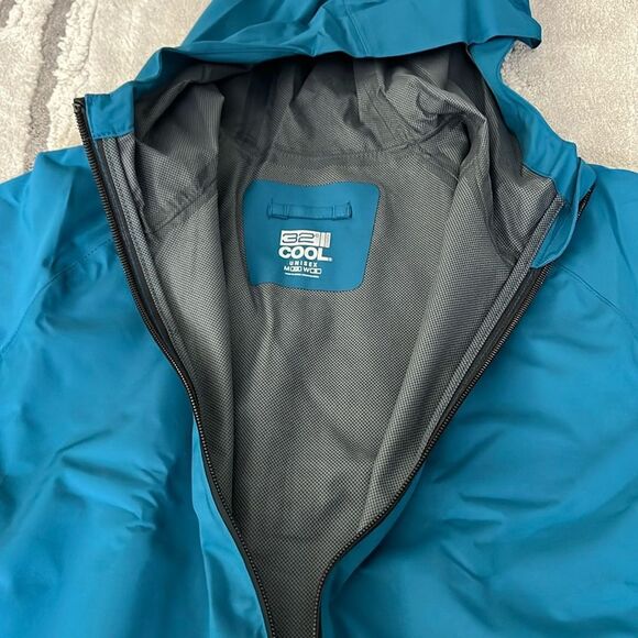 32 Degrees Cool Unisex Waterproof Rain Jacket - Picture 7 of 8